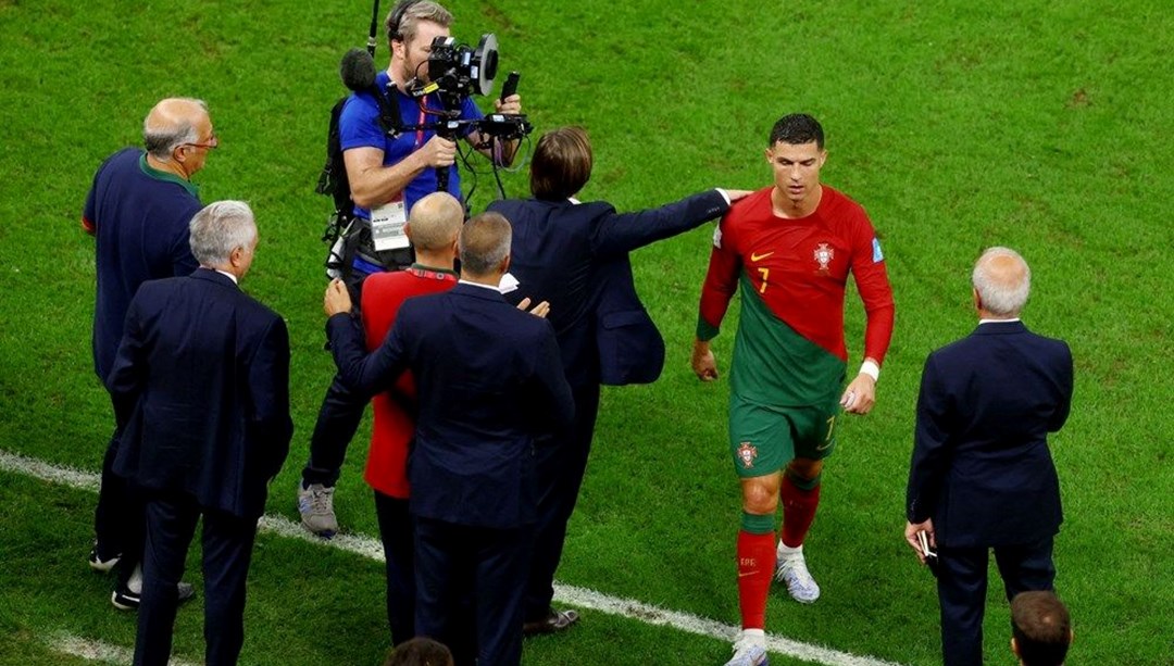 Cristiano Ronaldo’dan Portekiz kampında kriz iddialarına açıklama: Parçalanamayacak kadar yakın bir takımız