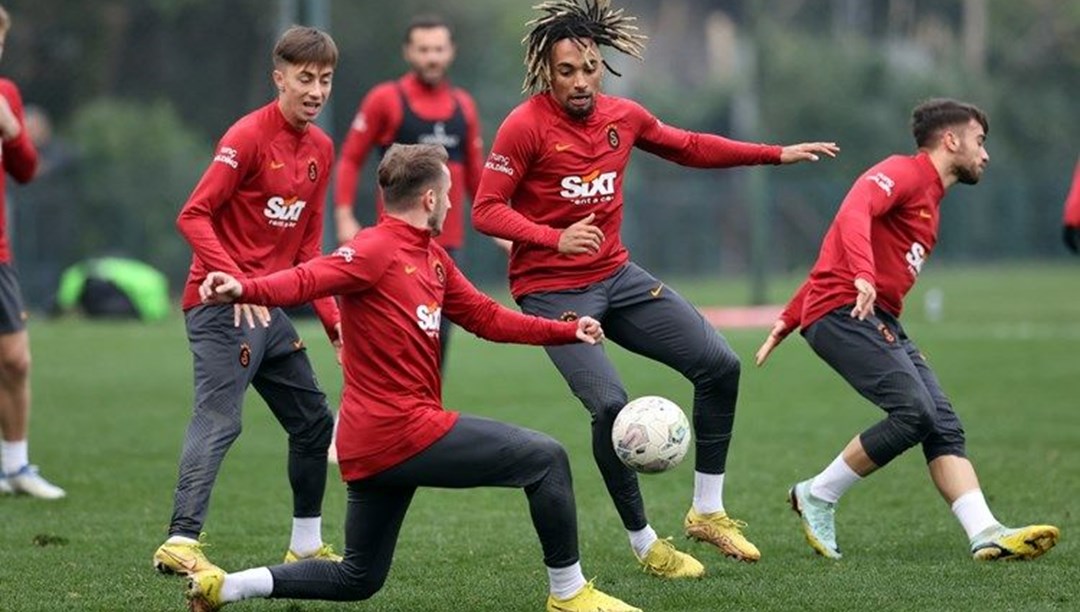 Galatasaray’ın Antalya kamp kadrosu açıklandı